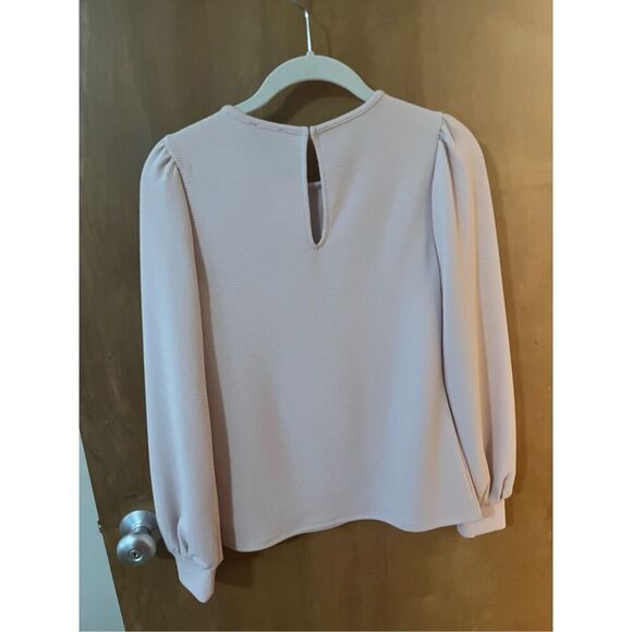 Express textured line sleeve blouse Size XS Pale Pink - Picture 2 of 4
